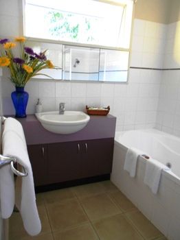 Acacia House Retreat Daylesford - Rent Accommodation 4
