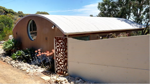 LifeTime Private Retreats - Rent Accommodation 1