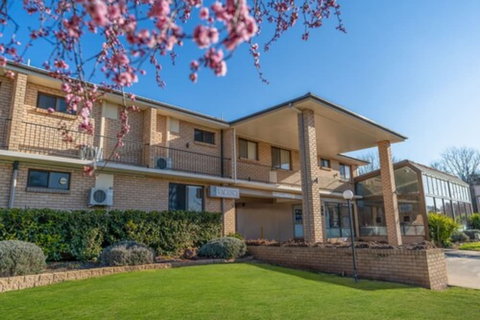 West End Motor Lodge - Rent Accommodation 2