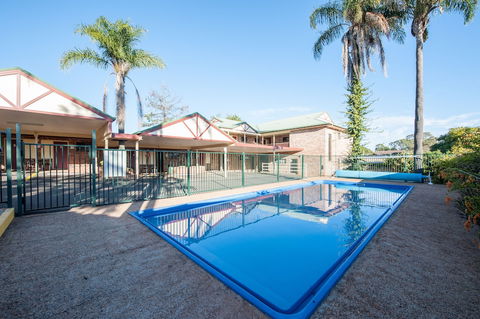 Allan Cunningham Motel - Rent Accommodation 1