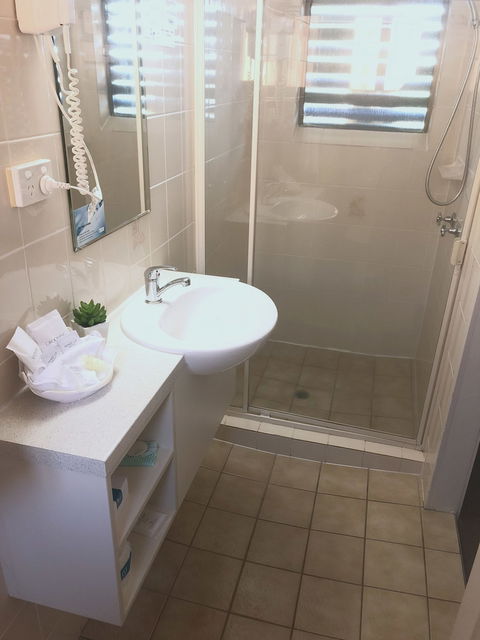 City Motor Inn Toowoomba - Rent Accommodation 2