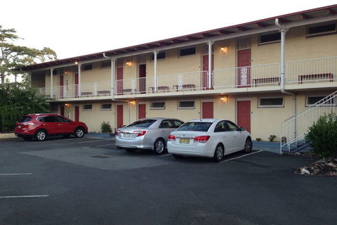 Riverview Motor Inn - Rent Accommodation 3