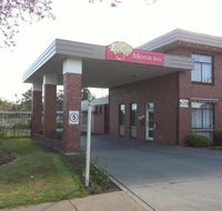 Big Valley Lakeside Paradise Motor Inn - Rent Accommodation