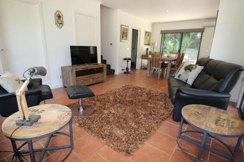 Avignon In Bright - Rent Accommodation 6