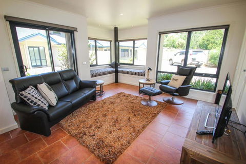 Avignon In Bright - Rent Accommodation 3