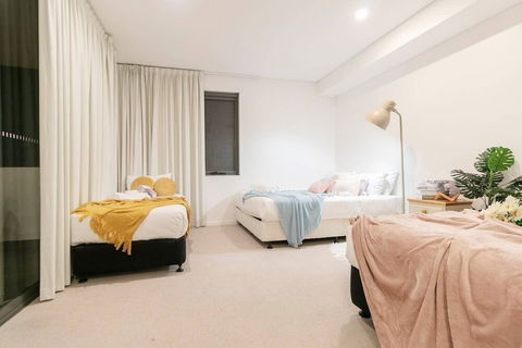 A19 Darling Harbour 2 BDR APT - Rent Accommodation 5
