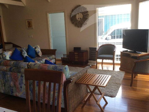 Affordable Twin Peaks 2 - Rent Accommodation 2