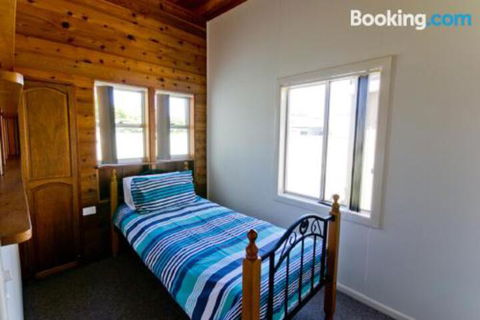 Cottage On River - Rent Accommodation 6