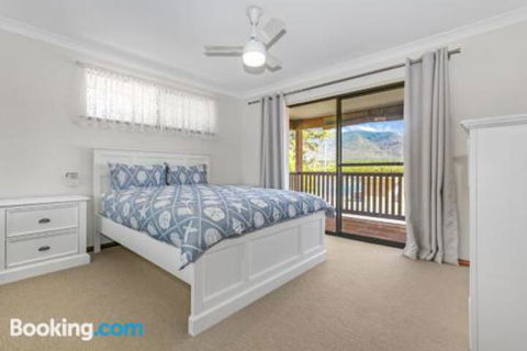 Stingray Shores Your Riverside Escape - Rent Accommodation 0