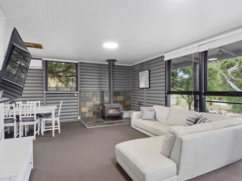 Silvers Anchor 2 Bennett Street - Rent Accommodation 4