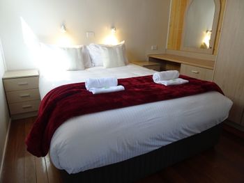 #22 Korora Palms 1 Bedroom Bure - Rent Accommodation 6