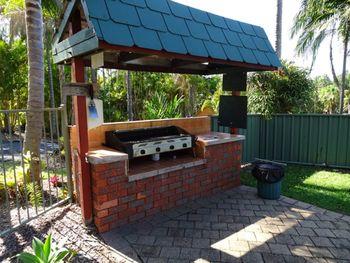 #22 Korora Palms 1 Bedroom Bure - Rent Accommodation 5