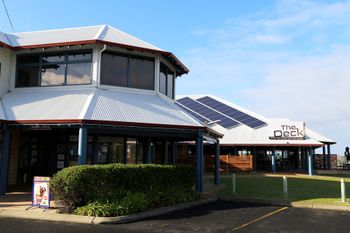 Waters Edge - Rent Accommodation 5