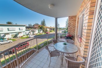 1 Bedroom Gold Coast Beachside Apt W AC + Parking - Rent Accommodation 6