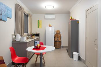 The Executive B & B - Rent Accommodation 3