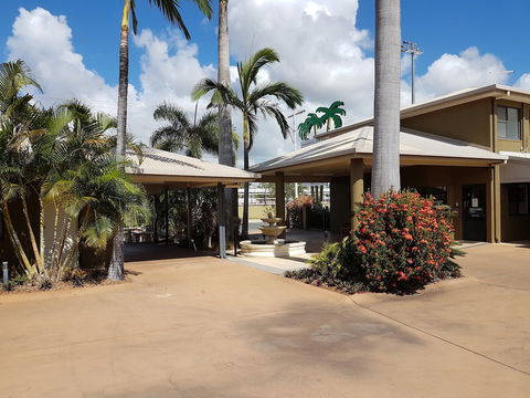 Rockhampton Palms Motor Inn - Rent Accommodation 2