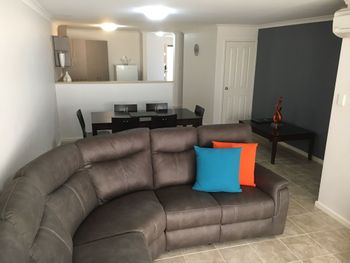 On The Shores Of Geographe Bay - Rent Accommodation 0