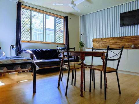 Woolshed Eco Lodge - Rent Accommodation 3