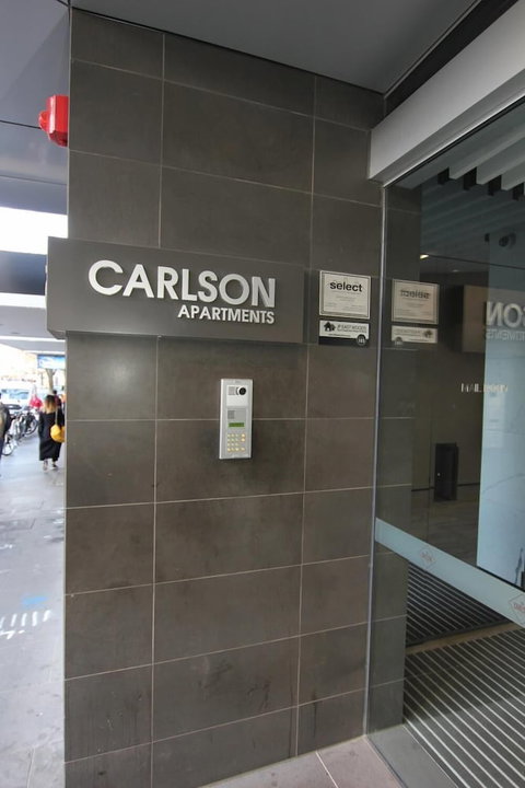 Carlson CBD Apartments - Rent Accommodation 1