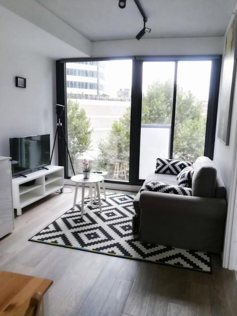 Carlson CBD Apartments - Rent Accommodation 3