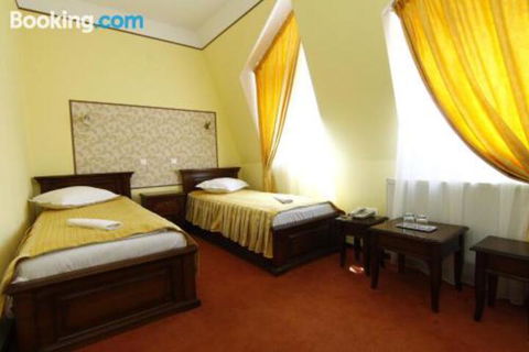 Mole Creek Lodge - Rent Accommodation 5
