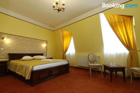 Mole Creek Lodge - Rent Accommodation 3