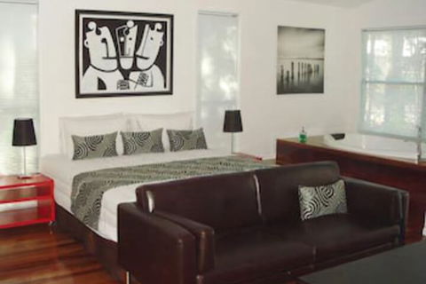 Amore On Buderim Luxury Rainforest Cabins - Rent Accommodation 6