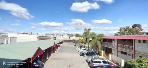 Hume Inn Motel - Rent Accommodation 3