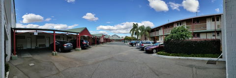 Hume Inn Motel - Rent Accommodation 5