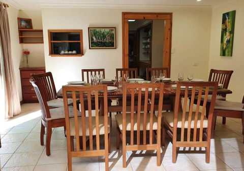 Artisan Spa Views - Rent Accommodation 1