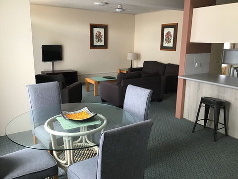 Sandcastles Holiday Apartments - Rent Accommodation 5