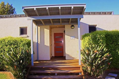 Adina Vineyard - Rent Accommodation 6