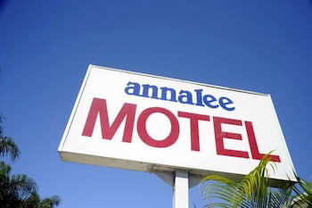 Annalee Motel Beaudesert - Rent Accommodation 3