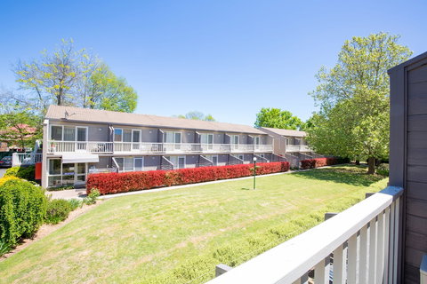 Summer East Serviced Apartments - Rent Accommodation 0