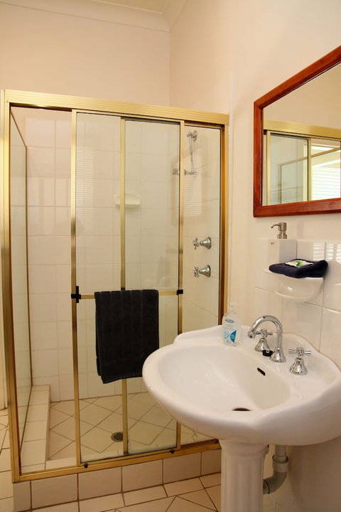 Apartments On The Park - Rent Accommodation 3