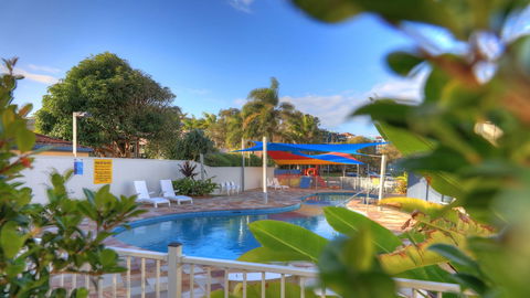 Alex Beach Cabins - Rent Accommodation 1