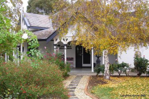 Langford House B & B - Rent Accommodation 2