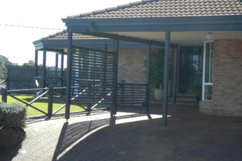 Albany Holiday House - Rent Accommodation 2
