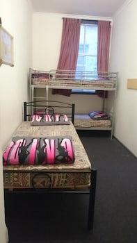 Elizabeth Hostel - Rent Accommodation 6
