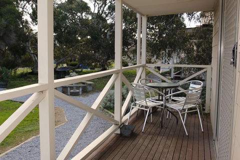 Cape Jervis Holiday Units - Rent Accommodation 5