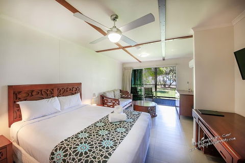 Agnes Water Beach Holidays - Rent Accommodation 5