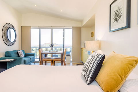 The Observatory Holiday Apartments - Rent Accommodation 3