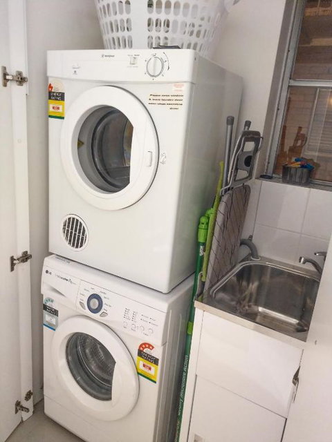 North Melbourne Retreat - Rent Accommodation 1