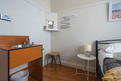 Highfield Hotel - Rent Accommodation 5