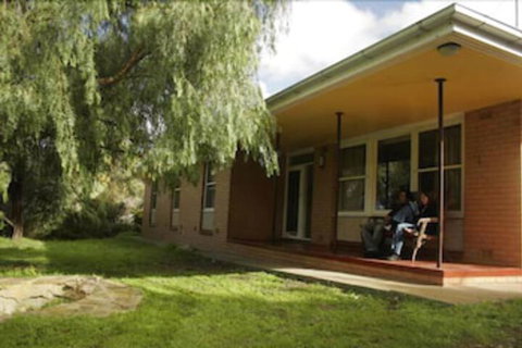 Seal Bay Cottages - Rent Accommodation 1