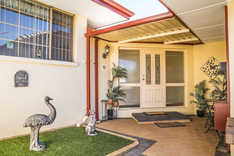 Armadale Cottage Bed & Breakfast - Rent Accommodation 0
