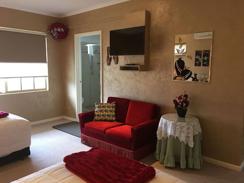Armadale Cottage Bed & Breakfast - Rent Accommodation 3