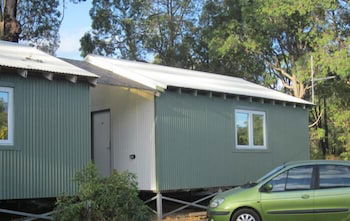 Chalets On Stoneville - Rent Accommodation 0