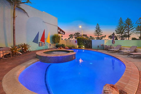 Alex Seaside Resort - Rent Accommodation 4