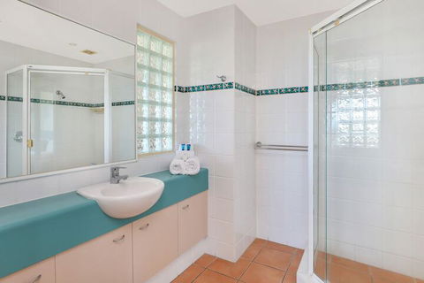 Alex Seaside Resort - Rent Accommodation 7
